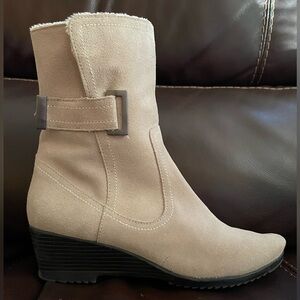 Sporto Tan Ankle Boots